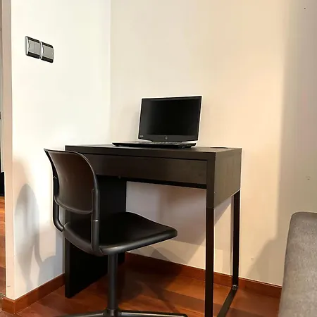 L'Athos - Appartement Equipe - Entre Paris Et Versailles - Haut Debit Garches Exterior photo